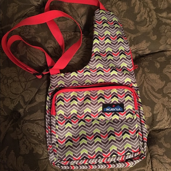 Kavu cross body bag