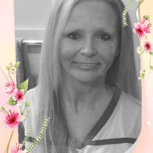 Meet your Posher, Brenda