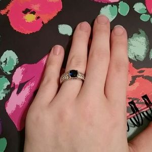 Sparkly costume ring