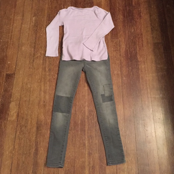 Old Navy, size 8 girls jeans w/ purple shirt
