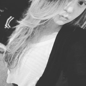 Meet your Posher, Jasmine