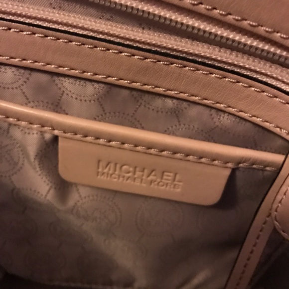 MICHAEL KORS jet set tote - Picture 2 of 3