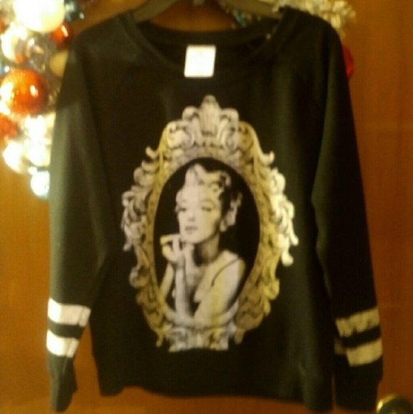 Marilyn Monroe Sweatshirt - Picture 1 of 2