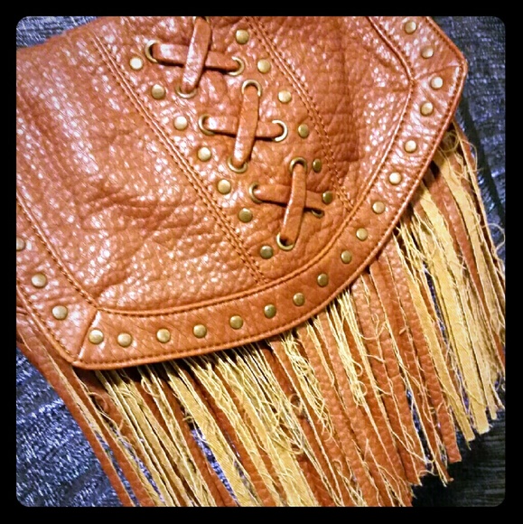 Small shoulder bag