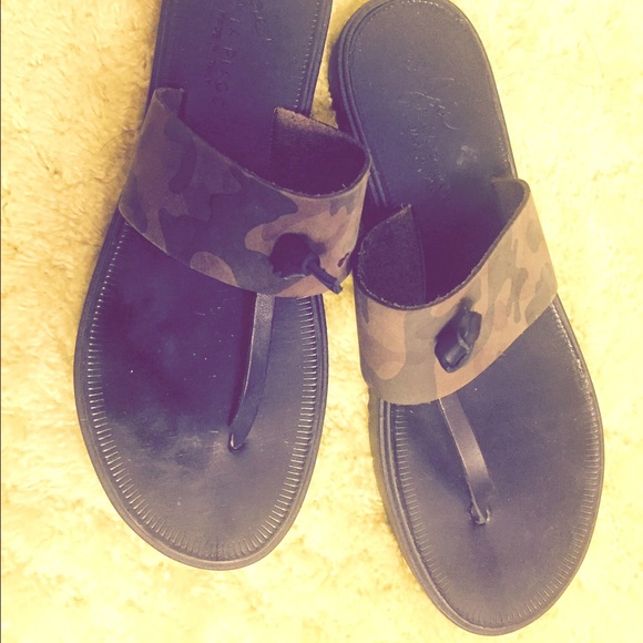 Joie platform sandals