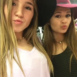 Meet your Posher, Alexandra