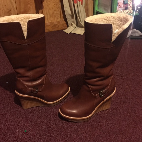 Ugg boots very good condition!! Like new!!!