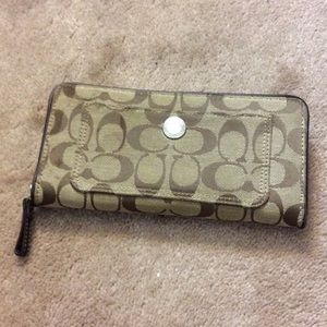 Coach Signature Accordion Wallet