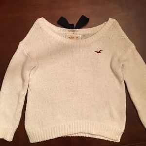 Hollister sweater with bow on back