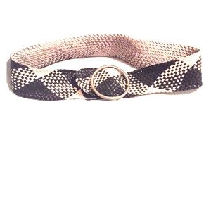 Jessica Simpson black and white belt. Size medium.