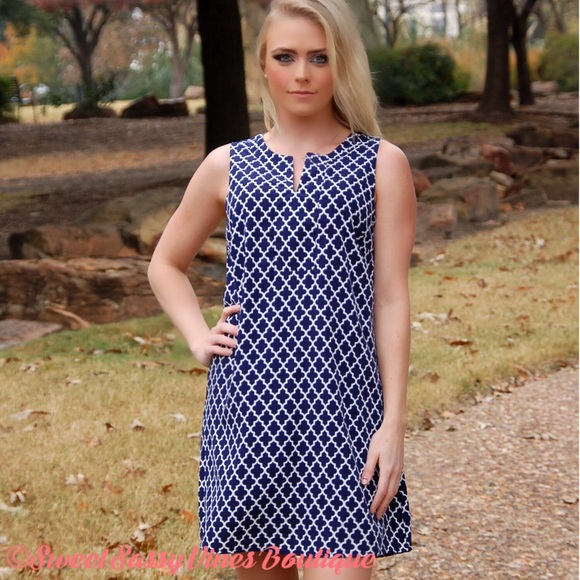 Peach love California preppy navy/white dress - Picture 2 of 3