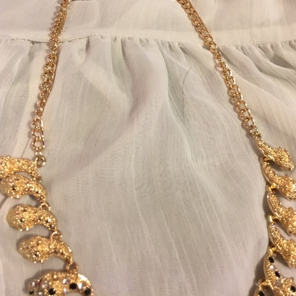 Leopard Statement Piece Necklace - Picture 3 of 4