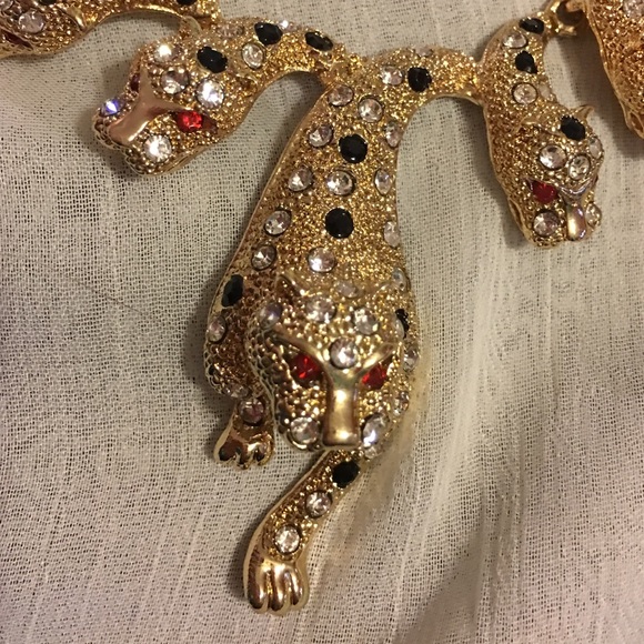 Leopard Statement Piece Necklace - Picture 4 of 4