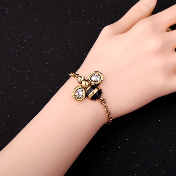 CLOSET CLOSING - Honey Bee 🐝 Bracelet - Picture 4 of 4