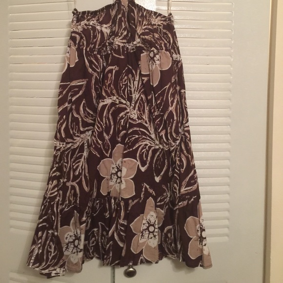 Dress - Picture 2 of 4