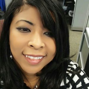 Meet your Posher, Candi