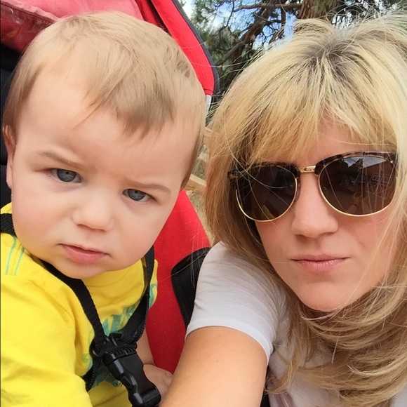 Meet your Posher, Laura