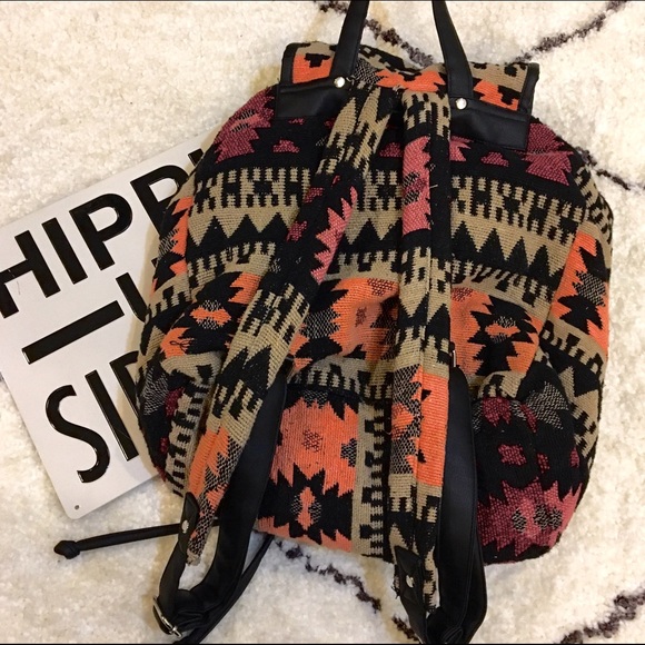 Urban Outfitters Aztec Backpack - Picture 3 of 4