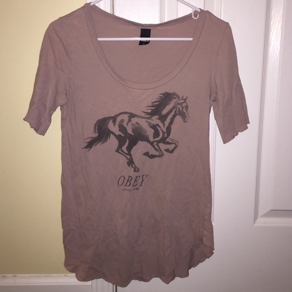 Obey t-shirt