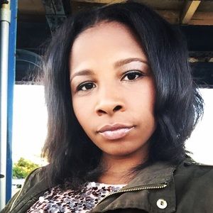 Meet your Posher, Leah