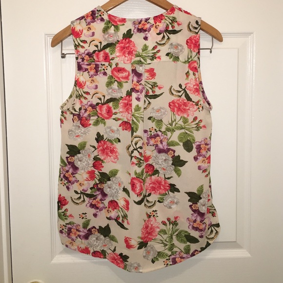 Floral Blouse - Picture 3 of 4