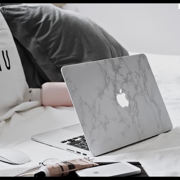 🎉🎉HP🎉🎉White Marble MacBook Skin🎉🎉 - Picture 2 of 2