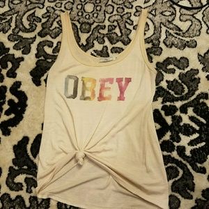 Obey tank