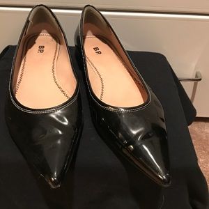 Very pointy toe shoes