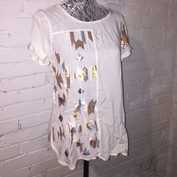 NWOT STYLUS (JCP) SEQUINED TOP