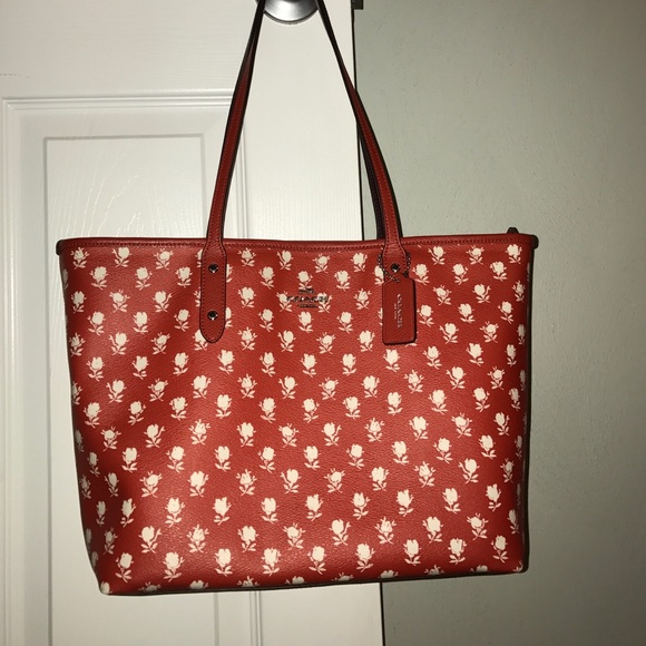 ❗️REDUCED❗️Coach Badlands Floral Shoulder Bag