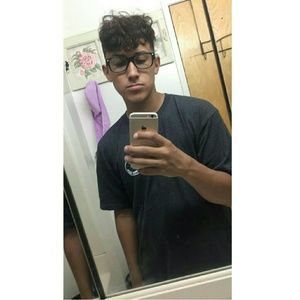 Meet your Posher, Rogelio