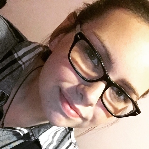 Meet your Posher, Cheyanne