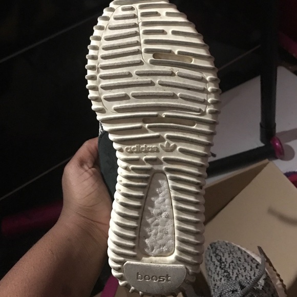 Turtle dove yeezy - Picture 3 of 4