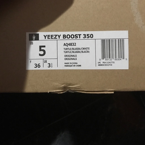 Turtle dove yeezy - Picture 4 of 4