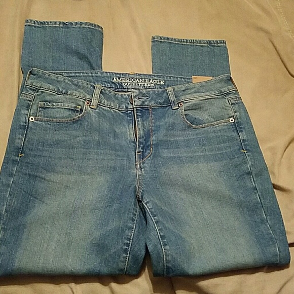 AE Womens Jeans