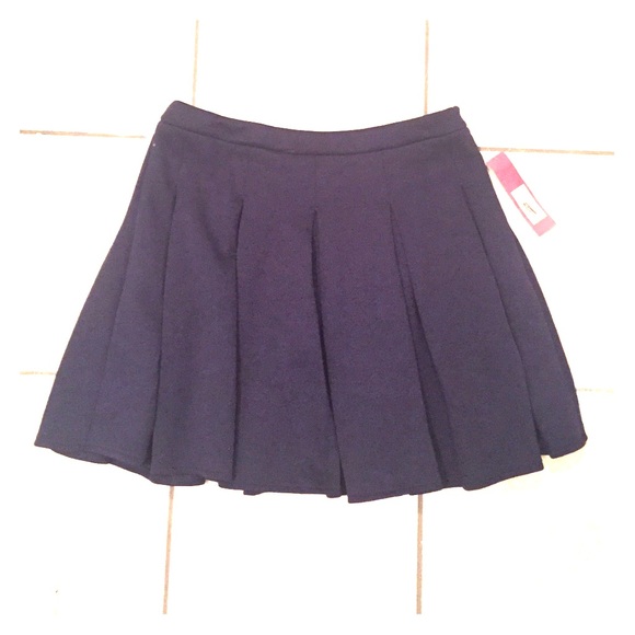 Merona Dresses & Skirts - NWT Navy Pleated Skirt