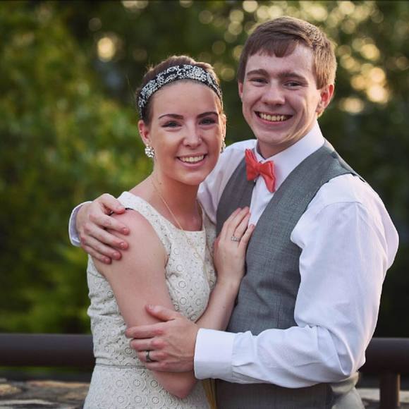 Meet your Posher, Elizabeth