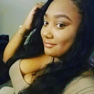 Meet your Posher, Melana