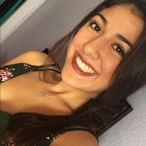 Meet your Posher, Sabrina