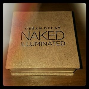 UD Naked illuminated authentic