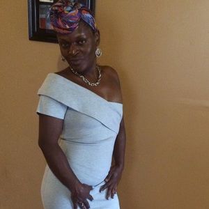 Meet your Posher, Niki