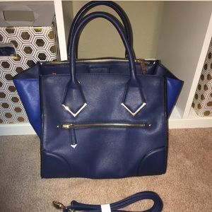 Chic hues of blue ALDO bag