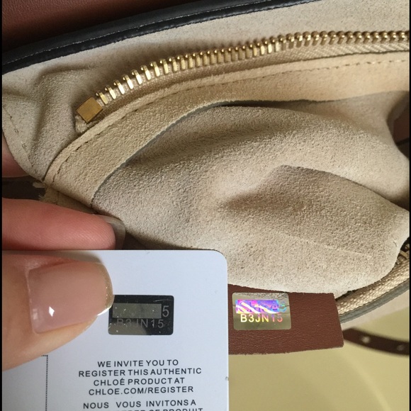 Chloe Faye Medium Flap Shoulder Bag - Picture 4 of 8