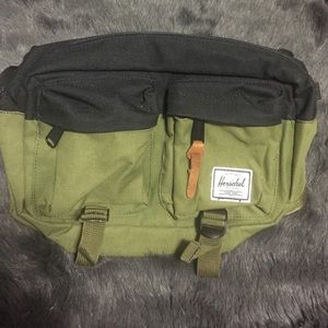 Herschel Eighteen Hip Pack