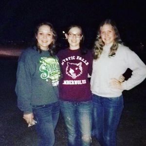 Meet your Posher, Karlie