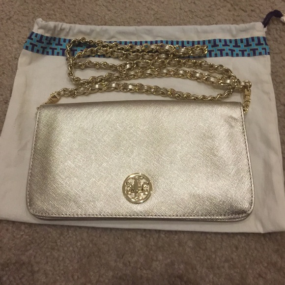 Gold Tory burch bag with chain