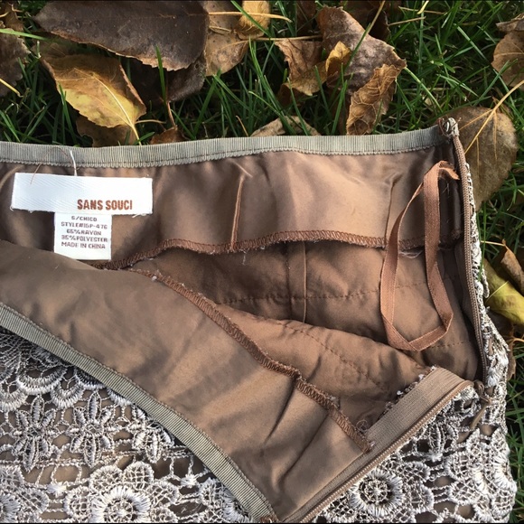 Sαиs Sℴ υcι •• high-rise silky lace shorts - Picture 4 of 4