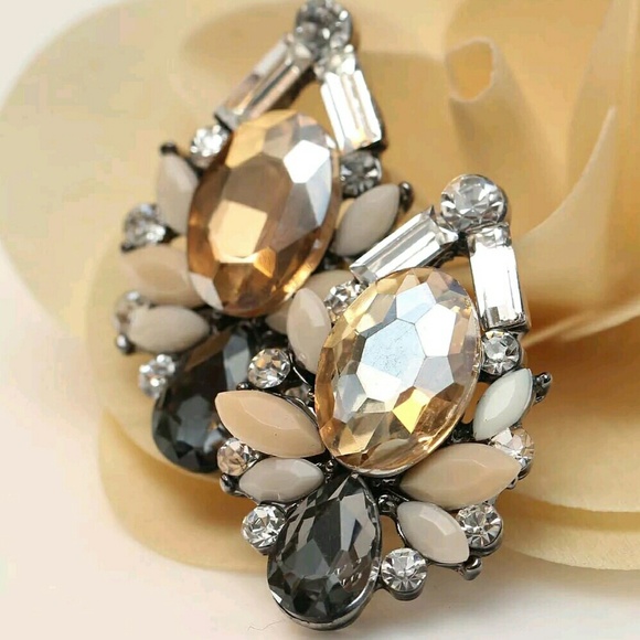 ๐HP๐Statement earrings - Picture 2 of 2