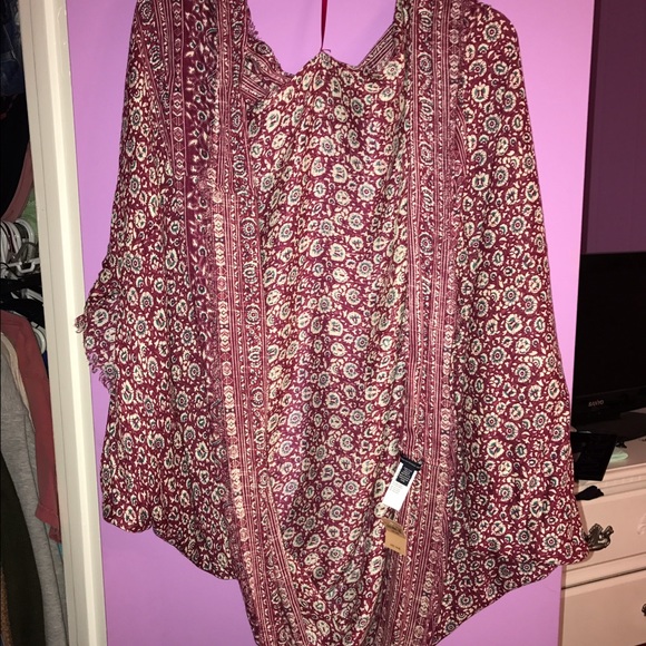 American Eagle Cardigan/shaw