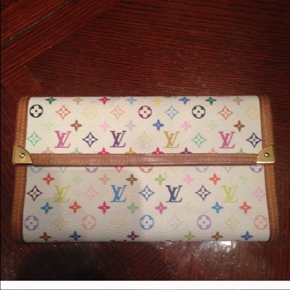 👝Weekend Sale 💕👛Authentic Louis Vuitton wallet - Picture 1 of 3
